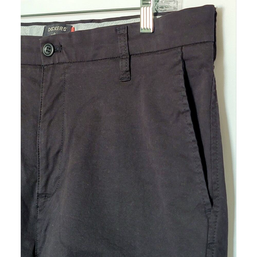 NWT Mens Dockers Ultimate Short Supreme Flex Black Shorts Smart Series Size: 36 - Picture 4 of 13